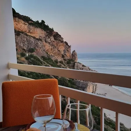 Sun&sea - Beachfront Apartment! Appartement Sesimbra