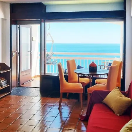 Sun&sea - Beachfront Apartment! *