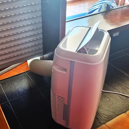 Sun&sea - Beachfront Apartment! * Sesimbra