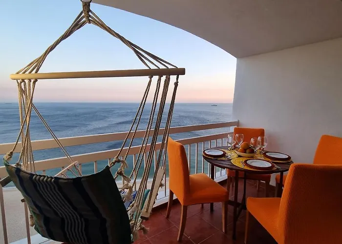 Sun&sea - Beachfront Apartment!
